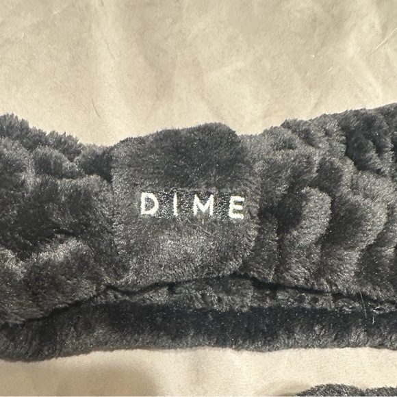DIME Black Fuzzy Headband and Wristbands Set - Picture 2 of 5